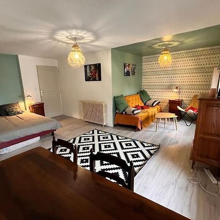 Grande Chambre Chez L'Artiste-Peintre La Réole Eksteriør billede