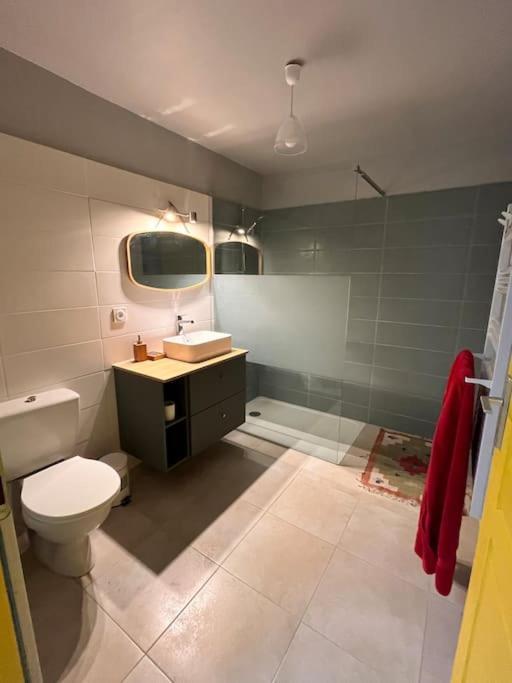 Grande Chambre Chez L'Artiste-Peintre La Réole Eksteriør billede